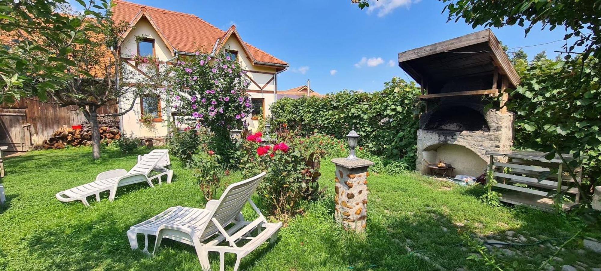 Pensiunea Bendorfeanu Răşinari Exteriör bild