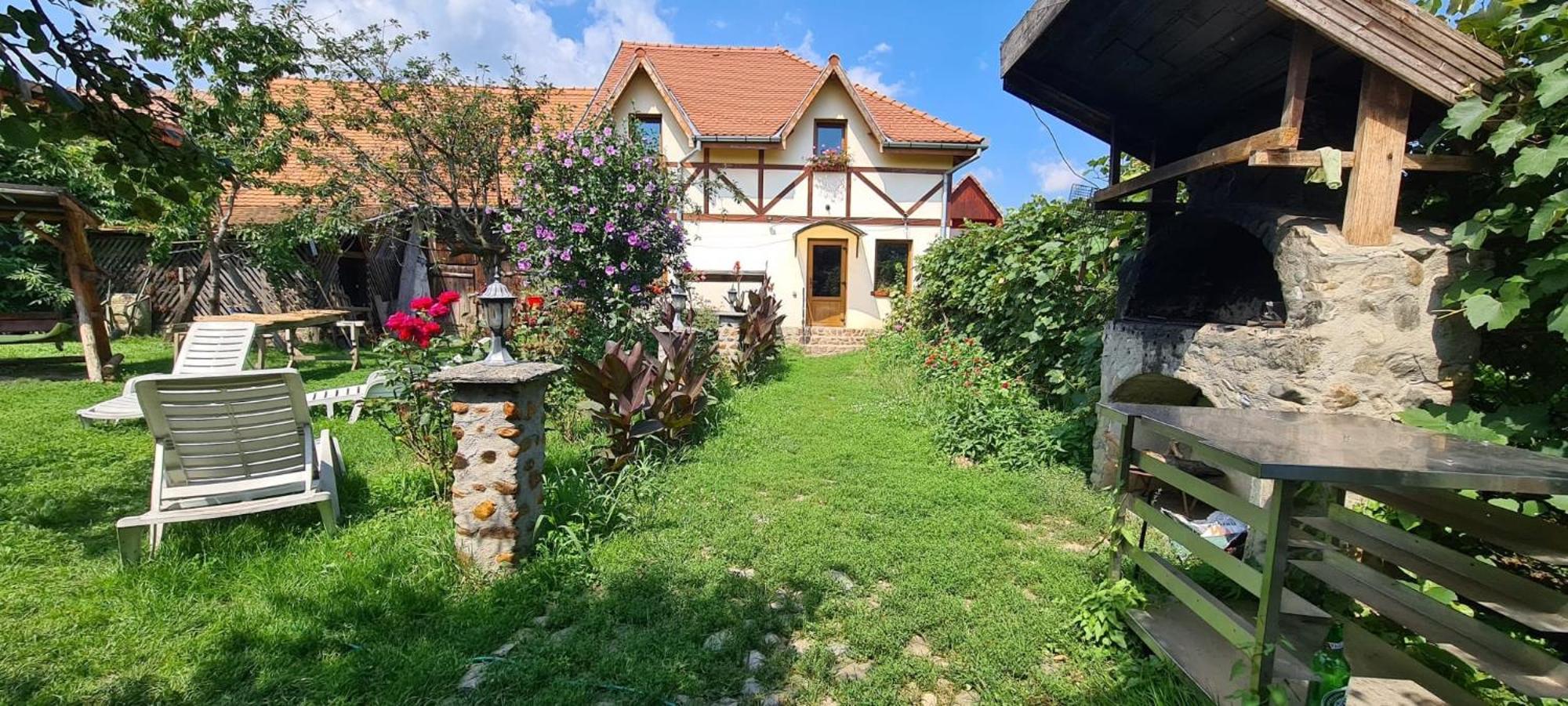 Pensiunea Bendorfeanu Răşinari Exteriör bild